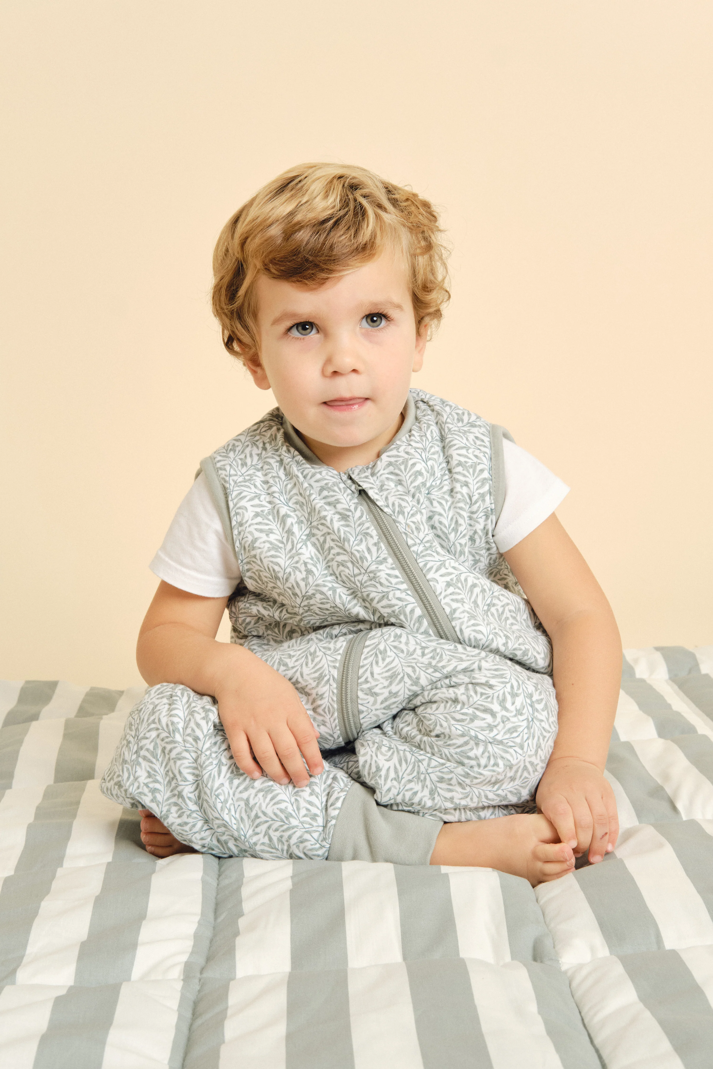 3_e1f61eb7-4996-4a07-b195-50152fb57635 blank