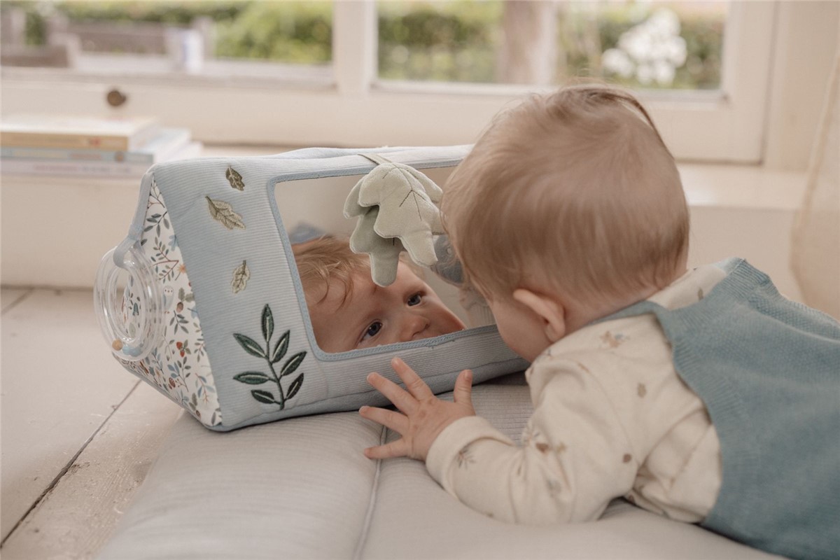 T8KY00017422-07 blank