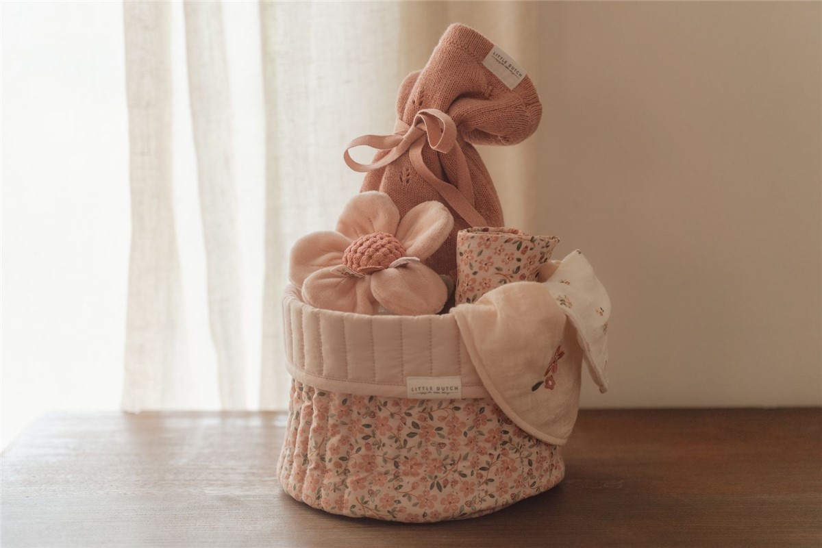 T8KY00017428-03 blank