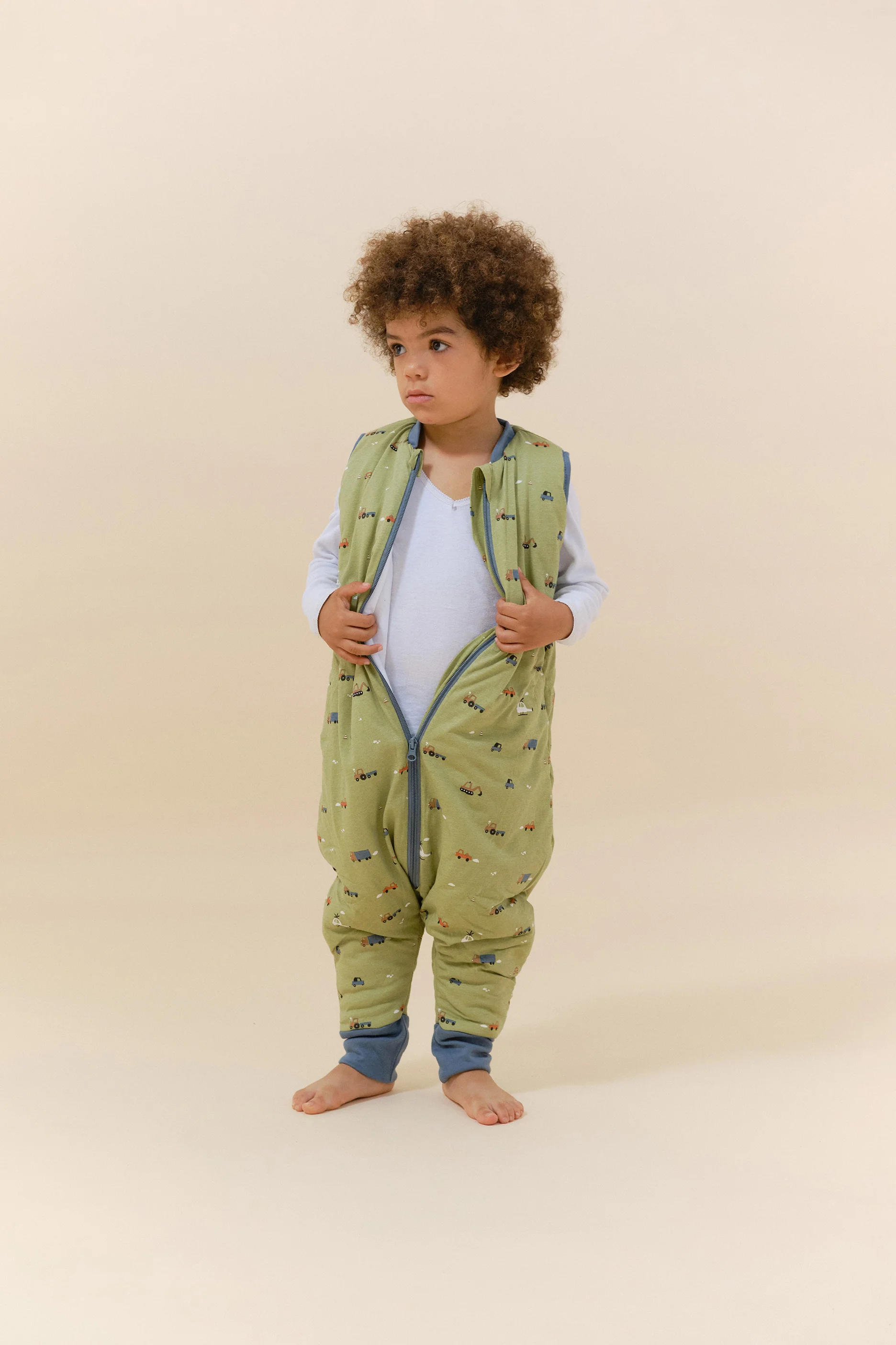 2025_Molis_eCommAW2546791_2b032b2b-dee9-4aa1-b4a2-8515c8df74ce blank